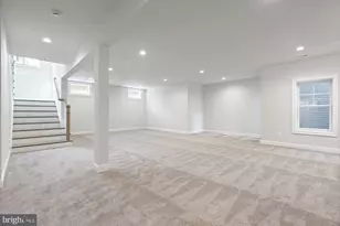 2221 Orchid Dr, Falls Church, VA 22046 - Photo 54