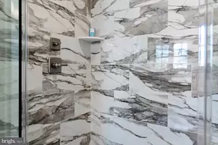 2221 Orchid Dr, Falls Church, VA 22046 - Photo 42