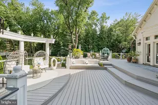 423 Seneca Rd, Great Falls, VA 22066 - Photo 40