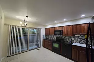 11721 Newbridge Ct, Reston, VA 20191 - Photo 6