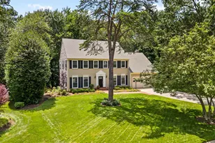 11909 Winstead Ln, Reston, VA 20194 - Photo 2