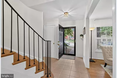 5922 Queenston Street, Springfield, VA 22152 - Photo 6