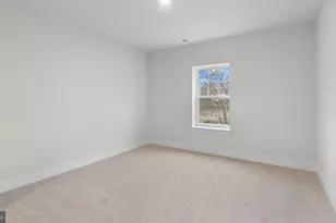 8281 Colling Manor Ct, Alexandria, VA 22308 - Photo 26