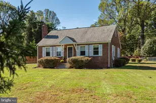650 Walker Rd, Great Falls, VA 22066 - Photo 16