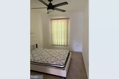 8502 Chase Glen Circle, Fairfax Station, VA 22039 - Photo 16