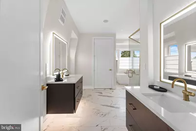 1626 Chain Bridge Road, McLean, VA 22101 - Photo 26