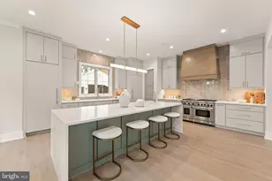 324 Tapawingo Rd SE, Vienna, VA 22180 - Photo 10