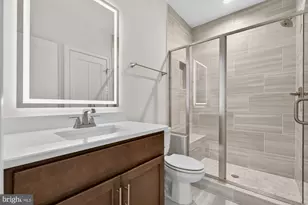 906 Frederick St SW, Vienna, VA 22180 - Photo 78