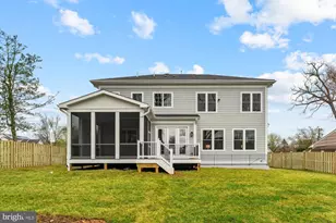 906 Frederick St SW, Vienna, VA 22180 - Photo 94