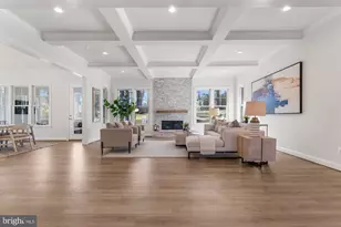 305 Glyndon St SE, Vienna, VA 22180 - Photo 2