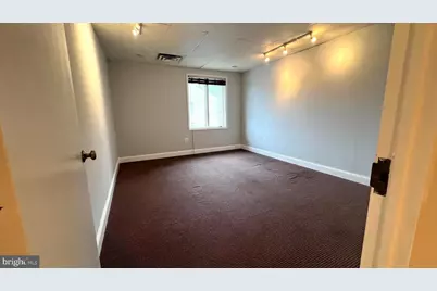 8294 Old Courthouse Road #32, Vienna, VA 22182 - Photo 10