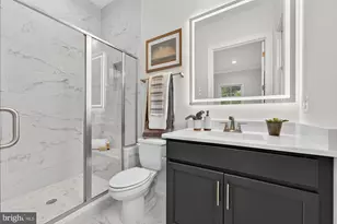 505 Hillcrest Dr SW, Vienna, VA 22180 - Photo 12