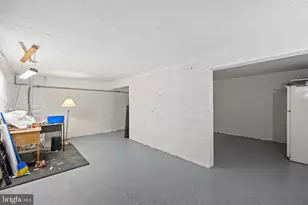 11608 Helmont Dr, Oakton, VA 22124 - Photo 56