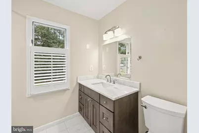 11608 Helmont Drive, Oakton, VA 22124 - Photo 36