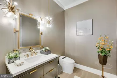 9604 Pembroke Place, Vienna, VA 22182 - Photo 12