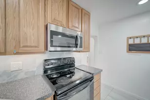 6625 Harrison Ln, Alexandria, VA 22306 - Photo 8