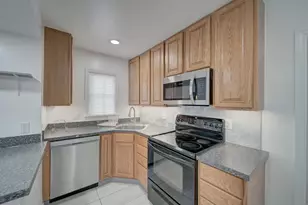 6625 Harrison Ln, Alexandria, VA 22306 - Photo 6