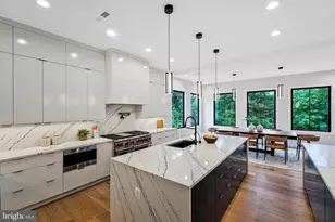 11410 Waples Mill Rd, Oakton, VA 22124 - Photo 44