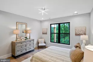 11410 Waples Mill Rd, Oakton, VA 22124 - Photo 30