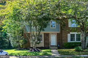 5838 High Bluff Ct, Burke, VA 22015 - Photo 1