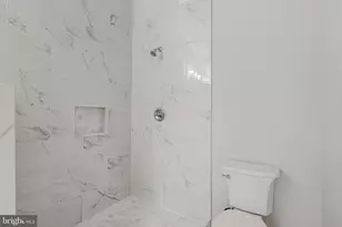 12033 Edgemere Cir, Reston, VA 20190 - Photo 28