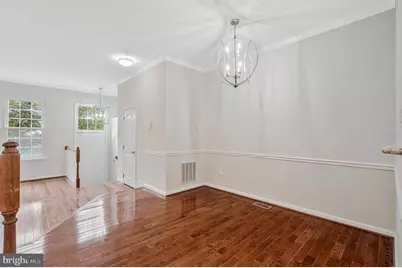 12033 Edgemere Circle, Reston, VA 20190 - Photo 8