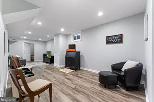 15107 Wetherburn Dr, Centreville, VA 20120 - Photo 22