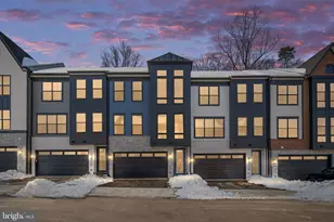 9424 Dandelion Dr, Lorton, VA 22079 - Photo 12