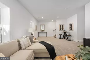 9424 Dandelion Dr, Lorton, VA 22079 - Photo 8