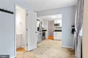 1407 Skyhaven Ct, Herndon, VA 20170 - Photo 14