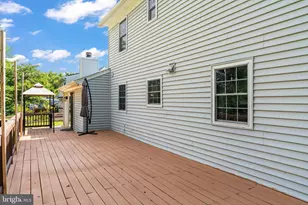 1407 Skyhaven Ct, Herndon, VA 20170 - Photo 40