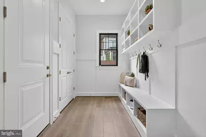 611 Gibson Drive SW, Vienna, VA 22180 - Photo 20