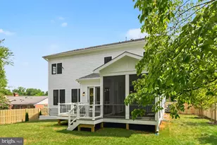 611 Gibson Dr SW, Vienna, VA 22180 - Photo 120