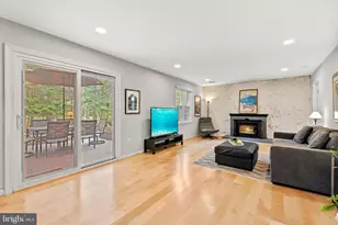 11612 Clipstone Ln, Reston, VA 20191 - Photo 22