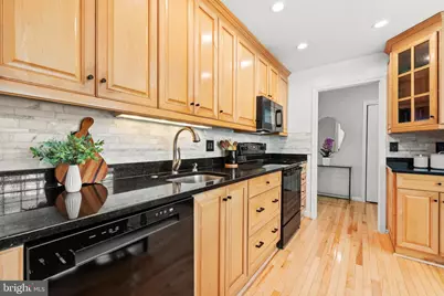 11612 Clipstone Lane, Reston, VA 20191 - Photo 14