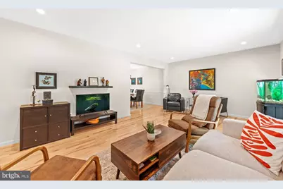 11612 Clipstone Lane, Reston, VA 20191 - Photo 8