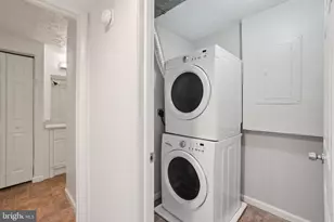 8386 Brockham Dr, Alexandria, VA 22309 - Photo 12