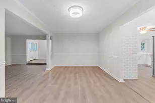 11665 Gilman Ln, Herndon, VA 20170 - Photo 18