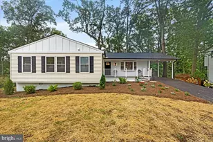 2408 William and Mary Dr, Alexandria, VA 22308 - Photo 2