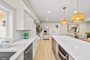 2408 William and Mary Dr, Alexandria, VA 22308 - Photo 8