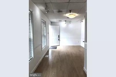 5717 Centre Square Drive #9, Centreville, VA 20120 - Photo 6