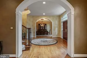 9864 Walker Glen Ct, Great Falls, VA 22066 - Photo 30