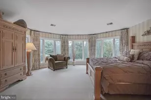 9864 Walker Glen Ct, Great Falls, VA 22066 - Photo 48