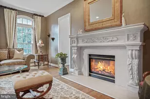 9864 Walker Glen Ct, Great Falls, VA 22066 - Photo 28