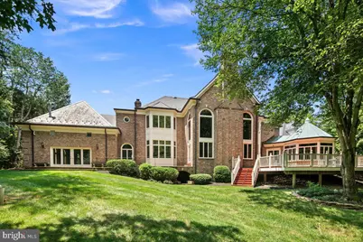 2401 Oakmont Court, Oakton, VA 22124 - Photo 46