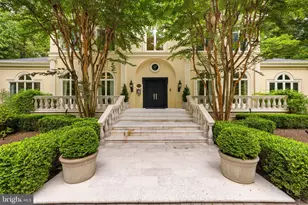 1111 Crest Ln, McLean, VA 22101 - Photo 4