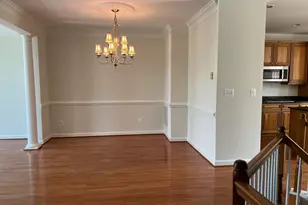 11463 E Galliec St, Fairfax, VA 22030 - Photo 12