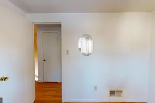 8624 Parliament Dr, Springfield, VA 22151 - Photo 34