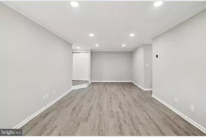 5806 Cove Landing Road #304, Burke, VA 22015 - Photo 4