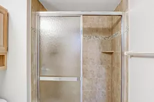 4304 San Carlos Dr, Fairfax, VA 22030 - Photo 32